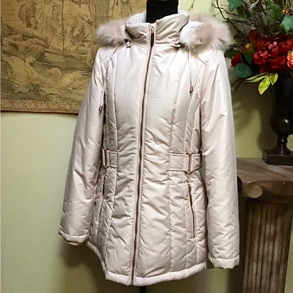 Ladies pink puffer jacket, size medium by D.E.T.A.I.L.S